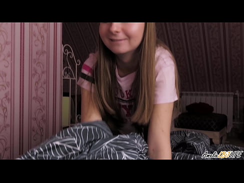 ❤️ Blondie sýgur BFF's djúpt og fær ásamt í munninn ❤️❌ Kynlíf á klám is.porno-negrov.ru ❌️